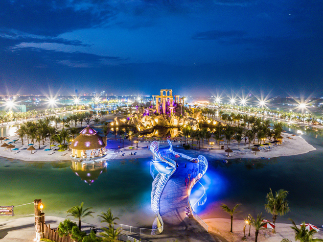 Tổ hợp Biển tạo sóng Royal Wave Park lớn nhất thế giới huyền ảo về đêm