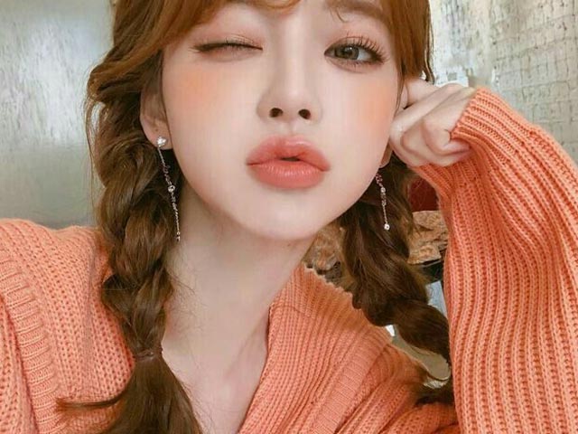 Làm đẹp - 5 dưỡng chất “vàng” giúp tóc mọc nhanh và dày hơn