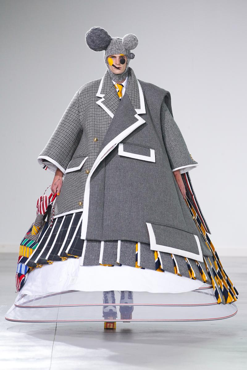 Thom Browne combines classic vestons with children's toys in a new collection - 14