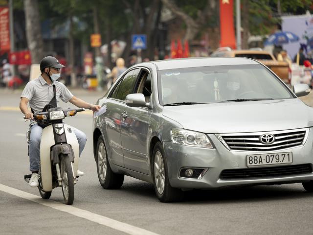 Tin tức trong ngày - Phe vé đứng ngồi không yên trước trận "đại chiến" U23 Việt Nam-U23 Indonesia