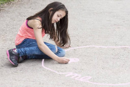 Giáo dục - du học - Cha mẹ hay quát mắng, con cái sẽ bị 2 vấn đề này trong tính cách