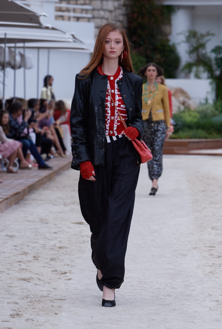 Luxury and sporty Chanel with Cruise 2023 collection in the Kingdom of Monaco - 7