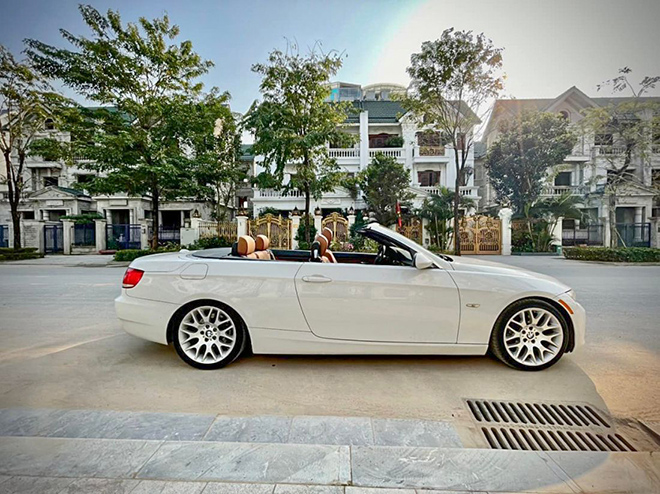 Running for 15 years, a BMW convertible is for sale at the same price as a C-class sedan - 7