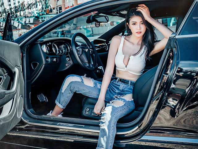 Tư vấn - Đây là xe có kích cỡ và động cơ đều to nhưng giá lại "nhỏ"