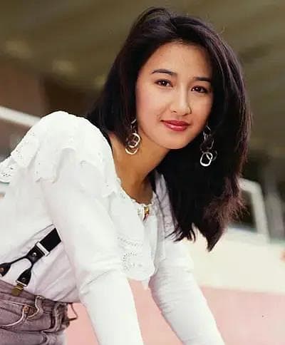She "Cat Tuong"  wealthy family, ignore the love gossip "young pilot"  and the ending - 4