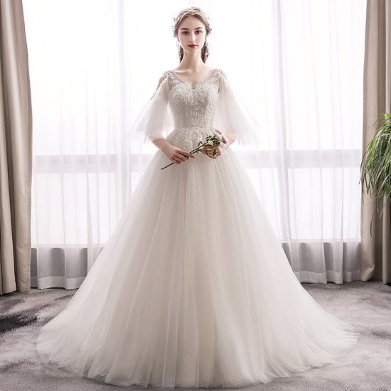 5 gorgeous wedding dress trends for 2022 - 5