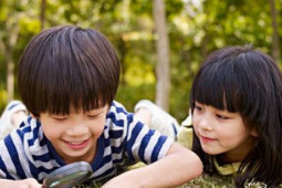 Bạn trẻ - Cuộc sống - 8 thói quen 'lạ' của con bị cha mẹ lầm tưởng là xấu, nhưng chuyên gia lại chỉ ra chúng là dấu hiệu của trẻ có IQ cao