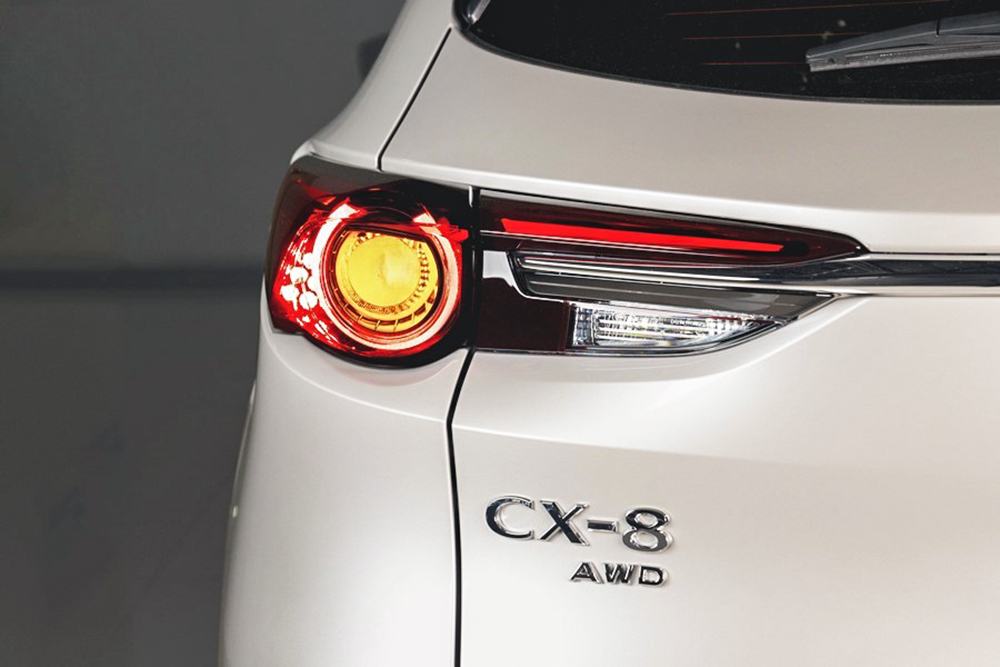 Details of the latest 6-seat Mazda CX-8 model have just been introduced - 8