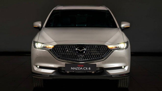 The newly launched Mazda CX-8 2022 is no different from the old version - 3