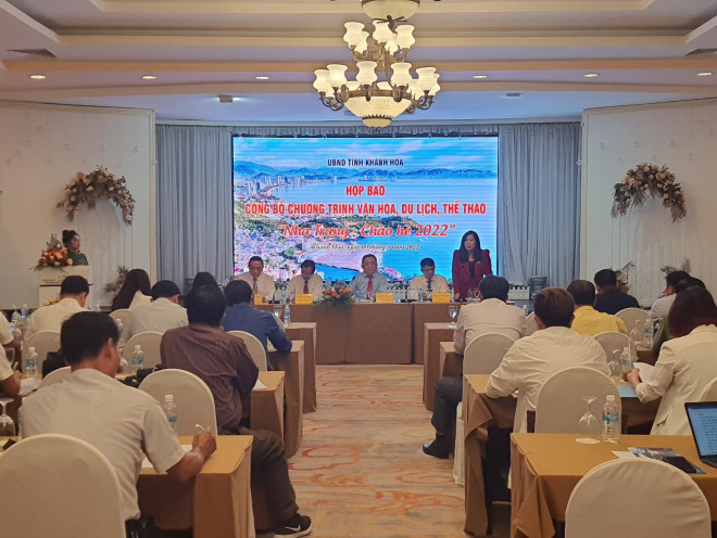 Conclusion of leaders of Nha Trang City seafood bill 42.5 million - 1
