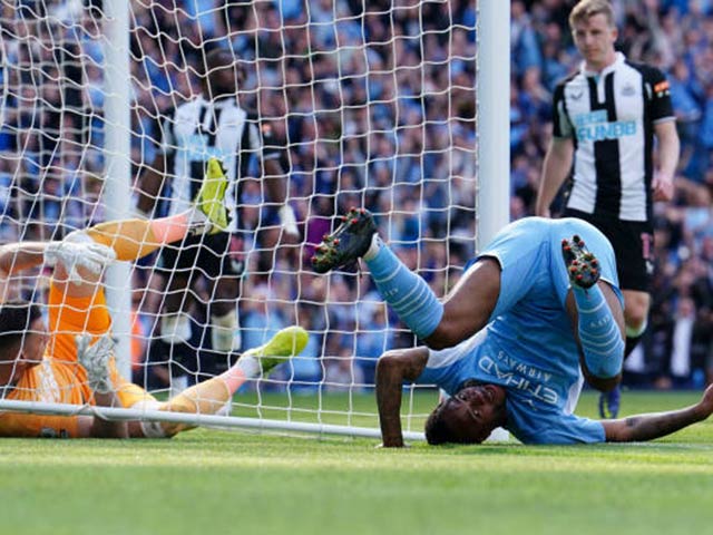 Video bóng đá Man City - Newcastle: Hủy diệt 5 bàn, củng cố ngôi đầu (Vòng 36 Ngoại hạng Anh)