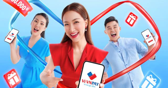 Hoa Minzy shows how to welcome the “flaming” summer with a combo of 700,000 VND on VNPAY wallet