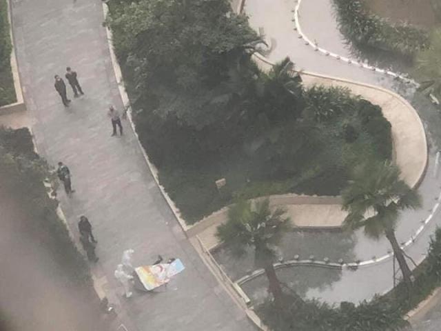 Hà Nội: Bé trai rơi từ tầng 31 chung cư xuống đất, tử vong thương tâm