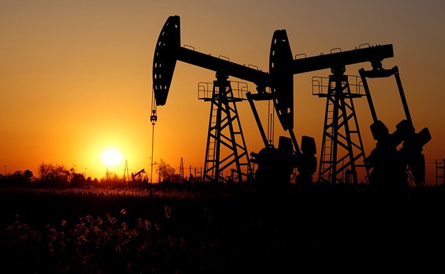 Giá dầu thô quay đầu lao dốc