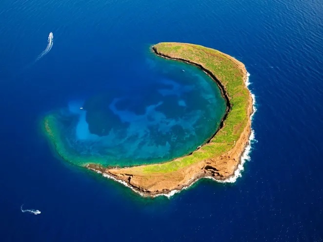 The most unique shaped natural islands in the world - 7