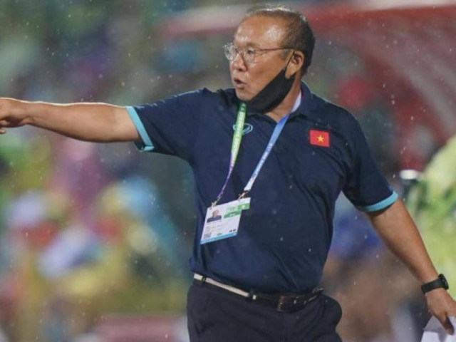 Bóng đá - HLV Park Hang-seo bị báo chí Đông Nam Á chỉ trích vì hành động lạ