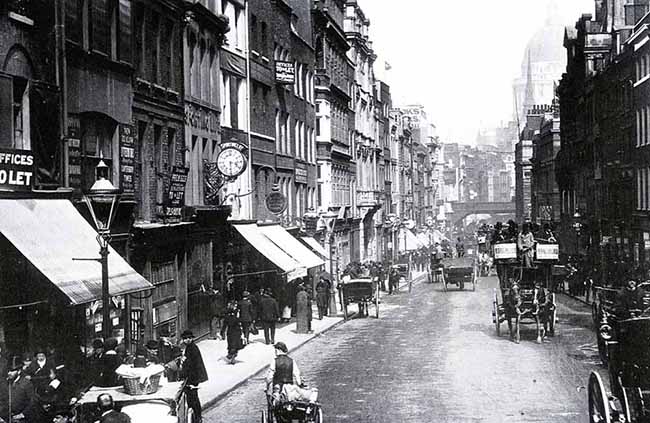 10 rare photos of London past and present - 17