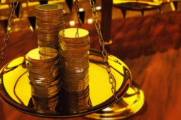 Kinh doanh - Căng thẳng Nga-Ukraine khiến nhu cầu vàng tăng vọt: Thế giới liệu có hết vàng?