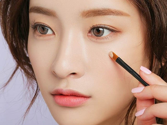 Làm đẹp - Review 5 loại che khuyết điểm "đáng đồng tiền bát gạo"