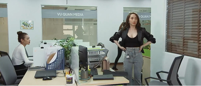 Wear "cool"  to the office, "Tu Ba"  Quynh Nga was straightened by her male boss " rectified"  - first