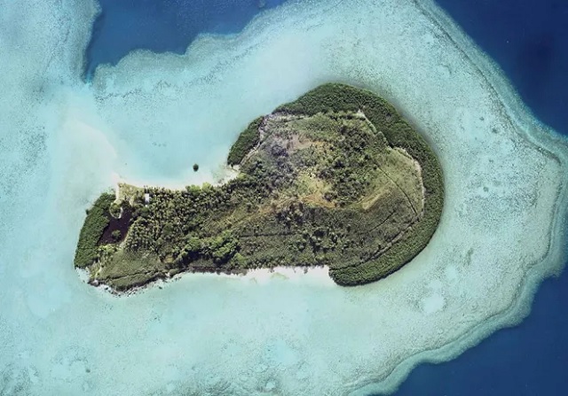 The most unique shaped natural islands in the world - 8