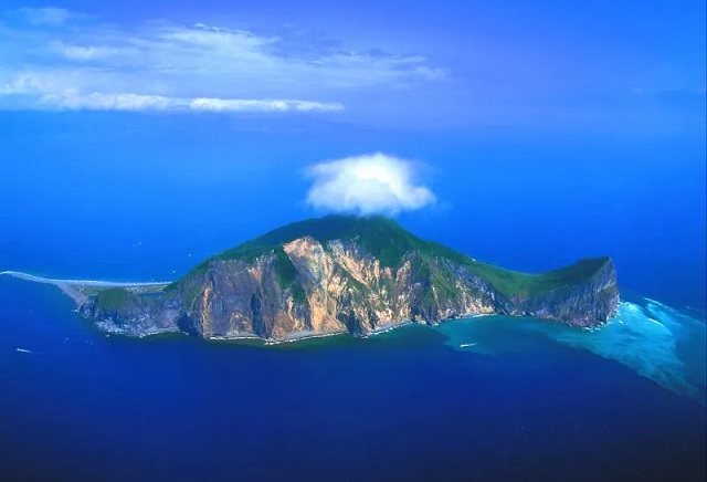 Những hòn đảo tự nhiên có hình dạng độc đáo nhất trên thế giới - 2