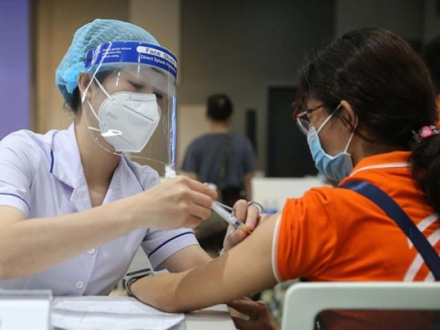 Sức khỏe đời sống - Những đối tượng nào sắp được tiêm mũi 4 vắc-xin phòng COVID-19?