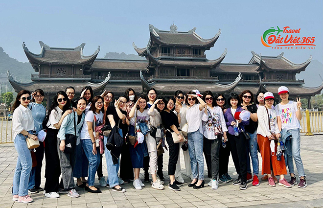 Đặt tour du lịch chùa Tam Chúc uy tín giá rẻ tại du lịch Đất Việt 365 - 3