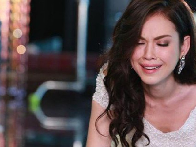 Bạn trẻ - Cuộc sống - Tân hôn hồi hộp quấn khăn từ nhà tắm bước ra, nhìn cảnh tượng trên giường tôi run lập cập 