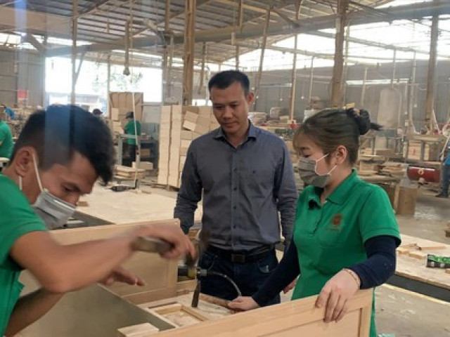 Thị trường - Tiêu dùng - Nông dân ''treo'' chuồng trại vì thua lỗ