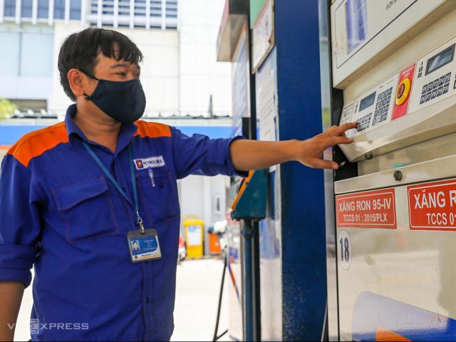 Thị trường - Tiêu dùng - Giá xăng dầu hôm nay 12/5: Tăng mạnh bất chấp dự báo mới