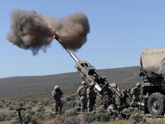 Thế giới - Ukraine nói đưa vũ khí hạng nặng do phương Tây hỗ trợ ra tiền tuyến đối phó Nga