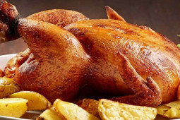 Ẩm thực - Thịt gà ngon bổ đến mấy cũng hóa "độc dược" nếu khi ăn không biết điều này