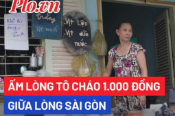 Tin tức trong ngày - Video: Ấm lòng tô cháo 1.000 đồng giữa lòng Sài Gòn