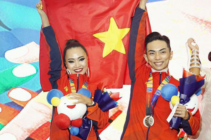 Phan Hien - sports dance reveals the secret to racing gold at SEA Games 31 - 1