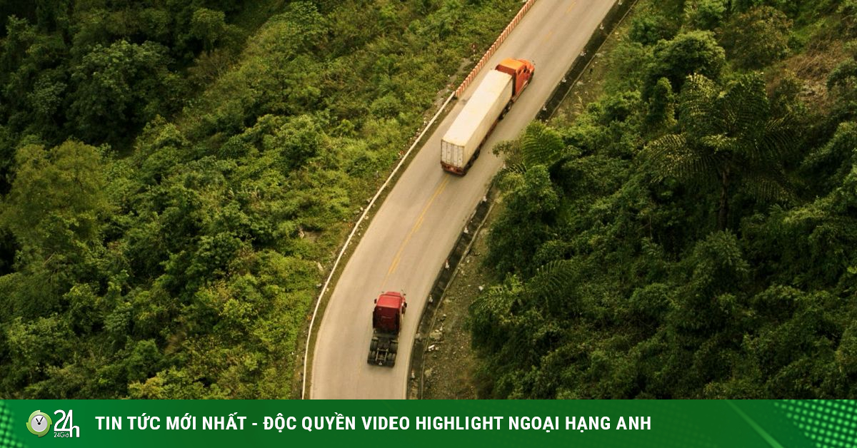 Vietnamese Movie 18+: The scene of chasing a container truck on Da Trang Pass makes people “stop in their hearts”