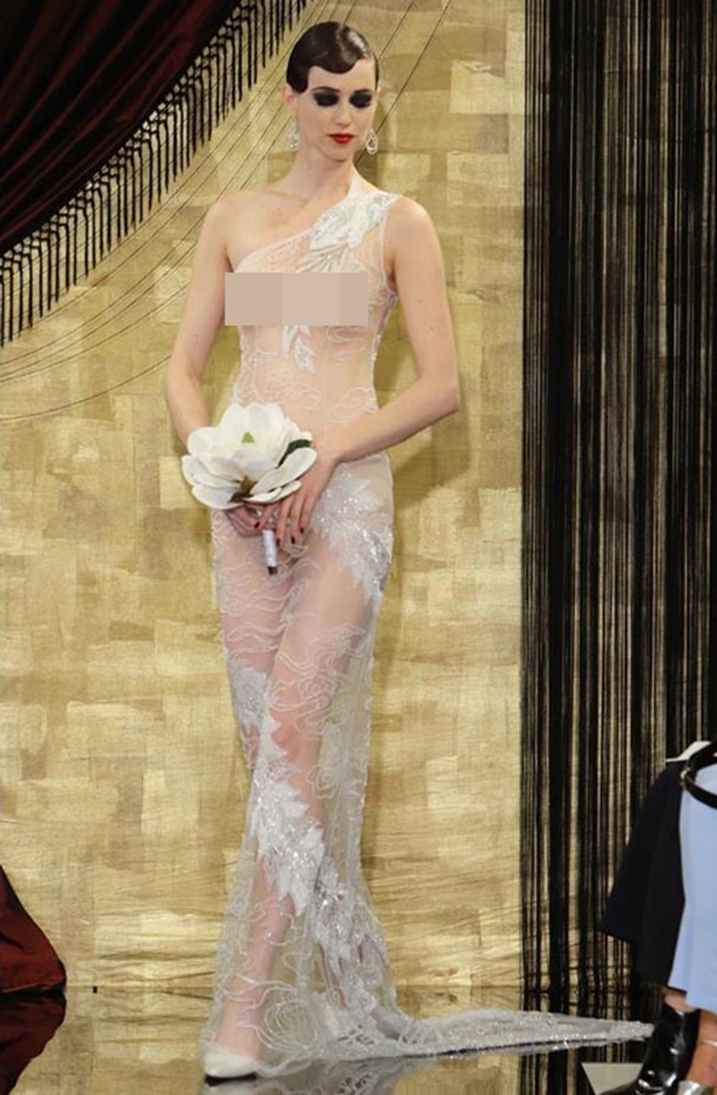 Xu hướng váy cưới gợi cảm đã từng được đưa lên sàn diễn. 
