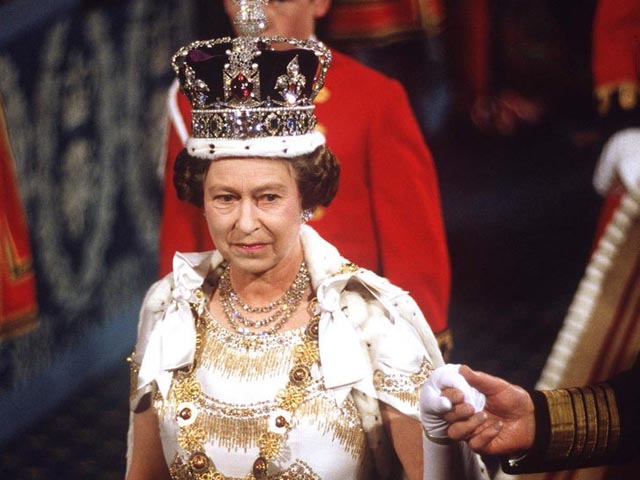 Thời trang - Choáng với bộ sưu tập vương miện và trang sức xa hoa của Nữ hoàng Elizabeth II