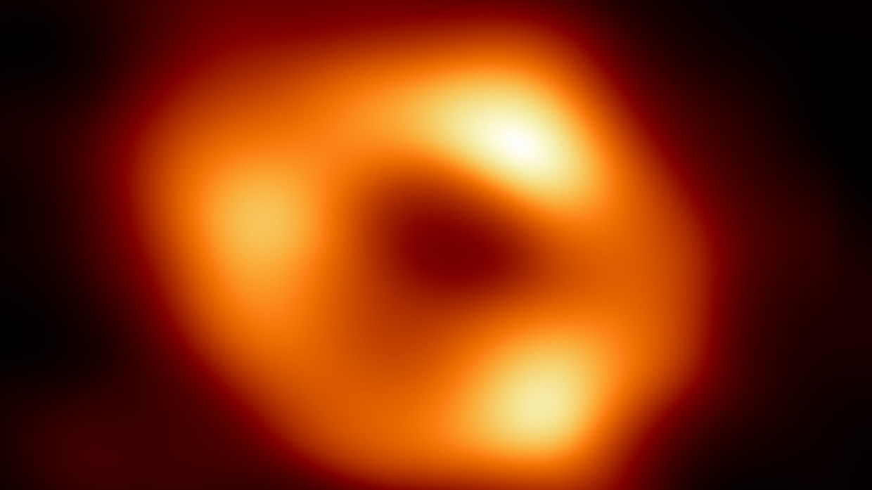 Hình ảnh về hố đen siêu lớn nằm ở trung tâm dải Ngân hà.