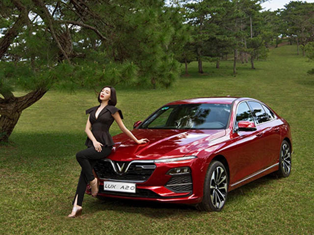 Ngắm xe - Đây là các mẫu xe sedan hạng D có giá từ 800 đến ngoài 1,4 tỷ đồng