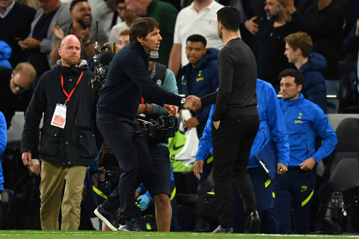 Coach Conte mocked Arteta to stop eating, worrying about Son Heung Min "angry"  - first