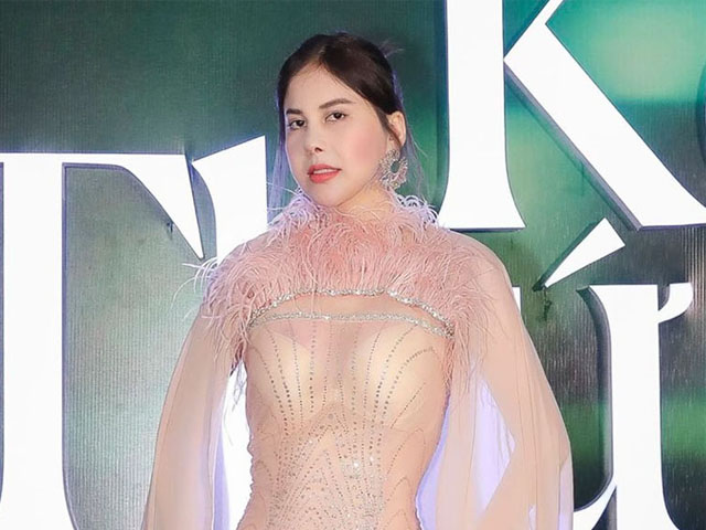 Giải trí - Hoa hậu Nguyễn Như Quỳnh diện váy bó sát hút chú ý trên thảm đỏ