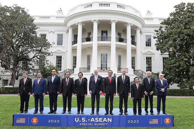 Tổng thống Mỹ Joe Biden và lãnh đạo các nước thành viên ASEAN. Ảnh: TTXVN