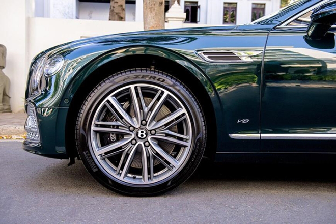 Bentley Flying Spur V8 2022 về Việt Nam, sở hữu màu sơn trị giá hơn nửa tỷ đồng - 6