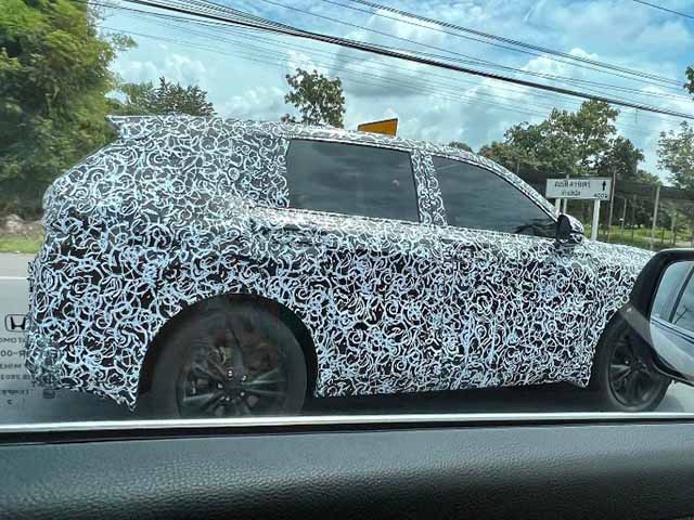 Tin tức ô tô - Honda CR-V 2023 tiếp tục lộ diện, ngụy trang chạy thử tại Thái Lan