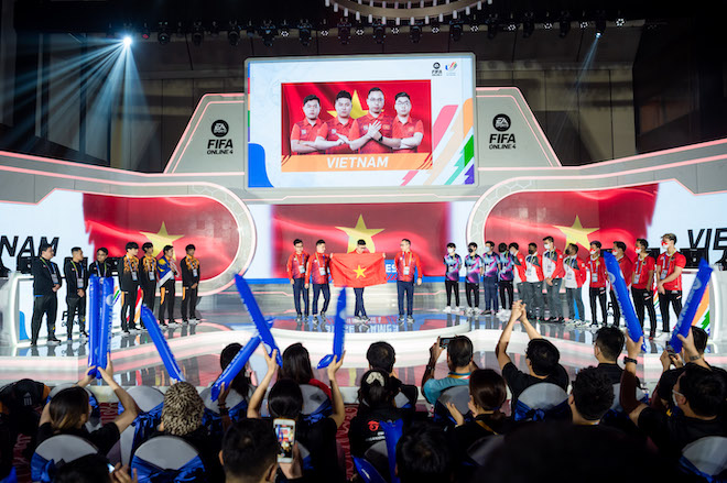 TRỰC TIẾP: Đội tuyển FIFA Online 4 Việt Nam dẫn trước Thái Lan ở chung kết - 15