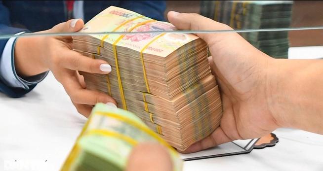 Ho Chi Minh City Tax Department named 30 businesses that owe more than 1,900 billion VND - 1