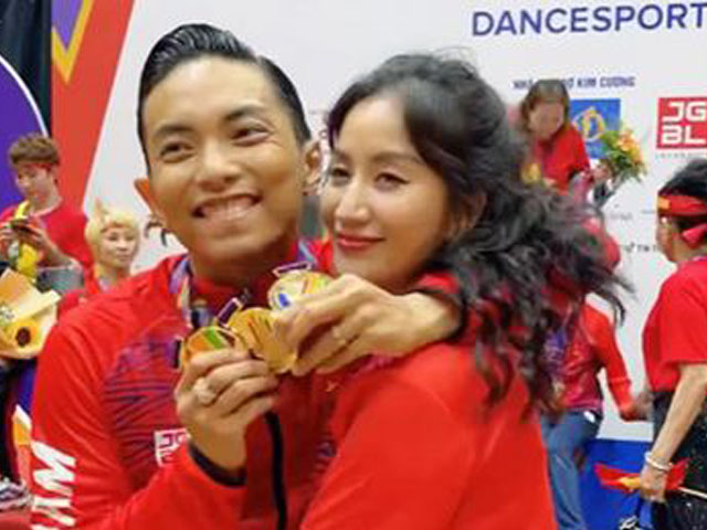 Đời sống Showbiz - Tò mò nhà đẹp của Phan Hiển sau khi giành 3 HCV khiến Khánh Thi rơi nước mắt vì xúc động