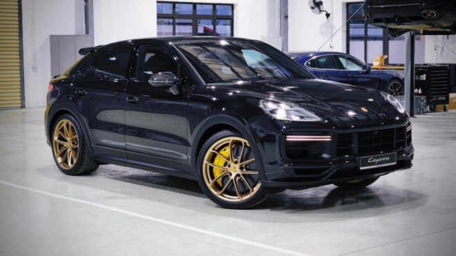 Đại gia Nam Định tậu siêu SUV Porsche Cayenne Turbo GT 2022 - 1