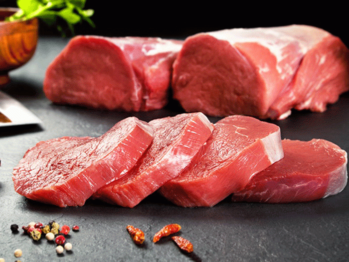Trong 100g thịt bò có 21g protein – đáp ứng xấp xỉ 30% nhu cầu protein trong ngày của một người trưởng thành